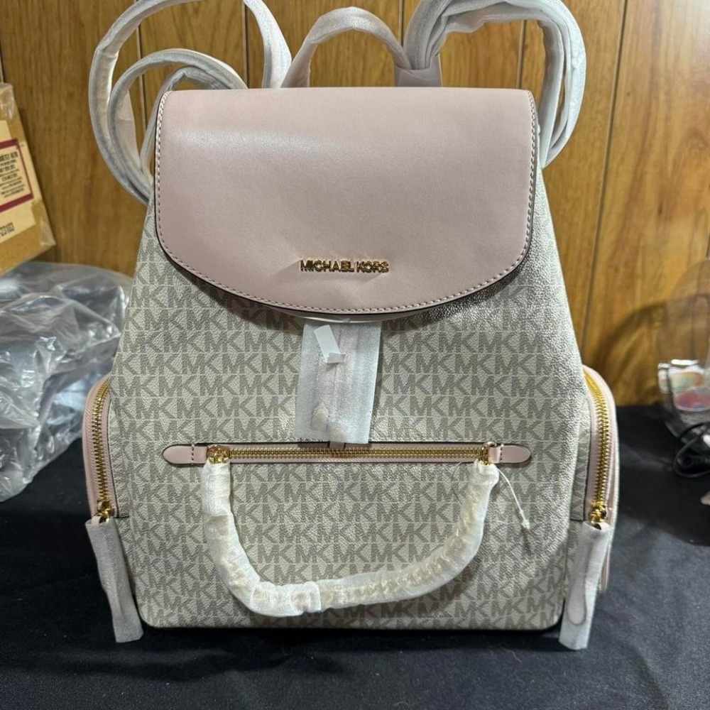 Michael Kors Jet Set Large Logo Backpack  Retails‎ $558 NEW